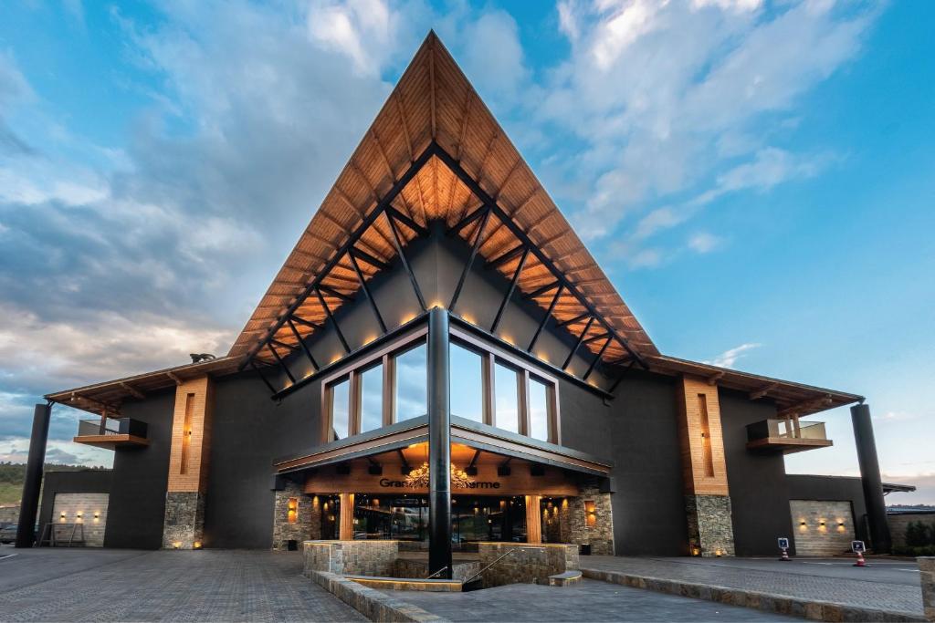 Grand Hotel Therme в Баня (Разложко)