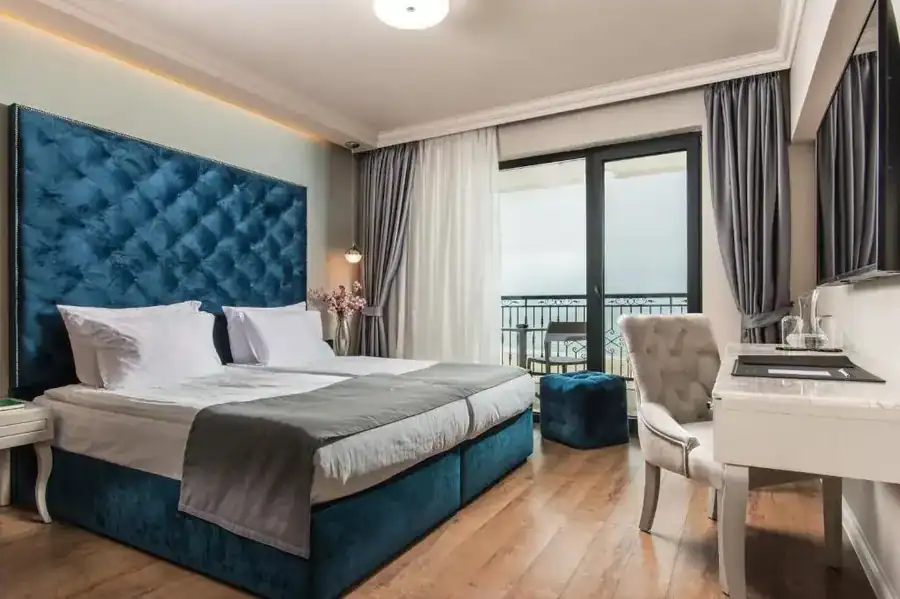 Casa di Fiore SPA and Medical Hotel, Mineral Pools & Private Beach, снимка 2