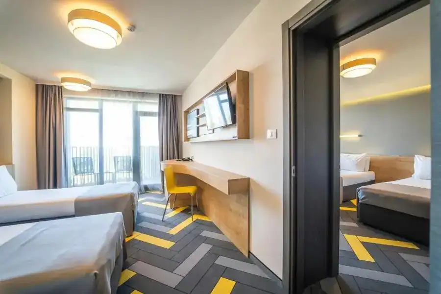HVD Club Bor Ultra All Inclusive - Private Beach & Free parking, снимка 3