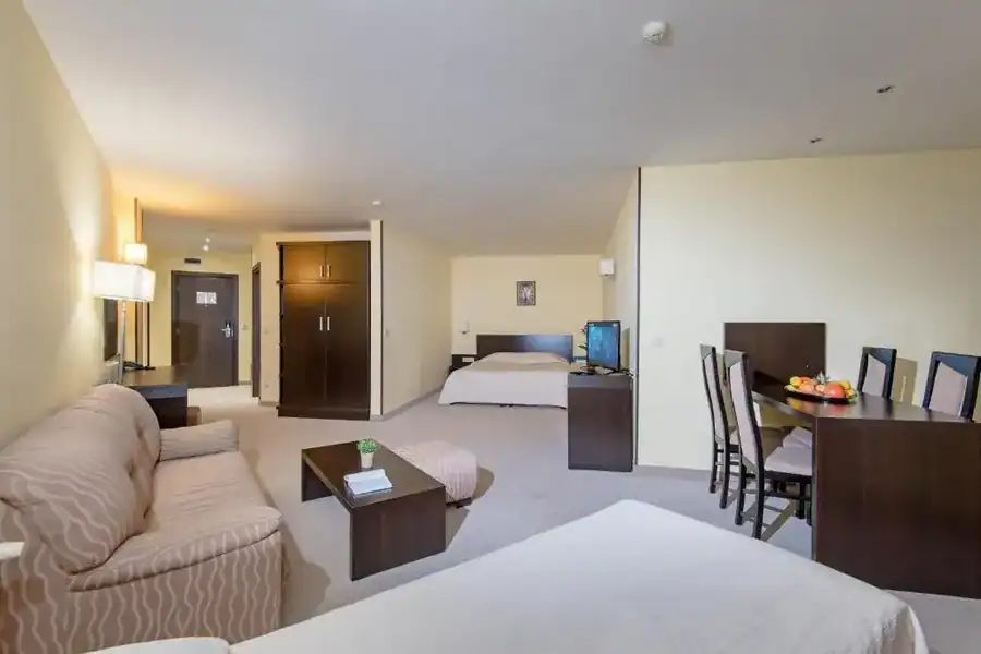 Hotel Bellevue - Half Board, снимка 2