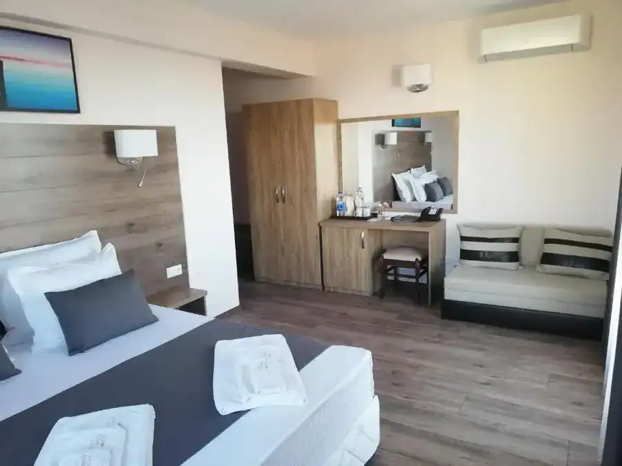 Hotel Vanilla, Varna - Free parking, снимка 3