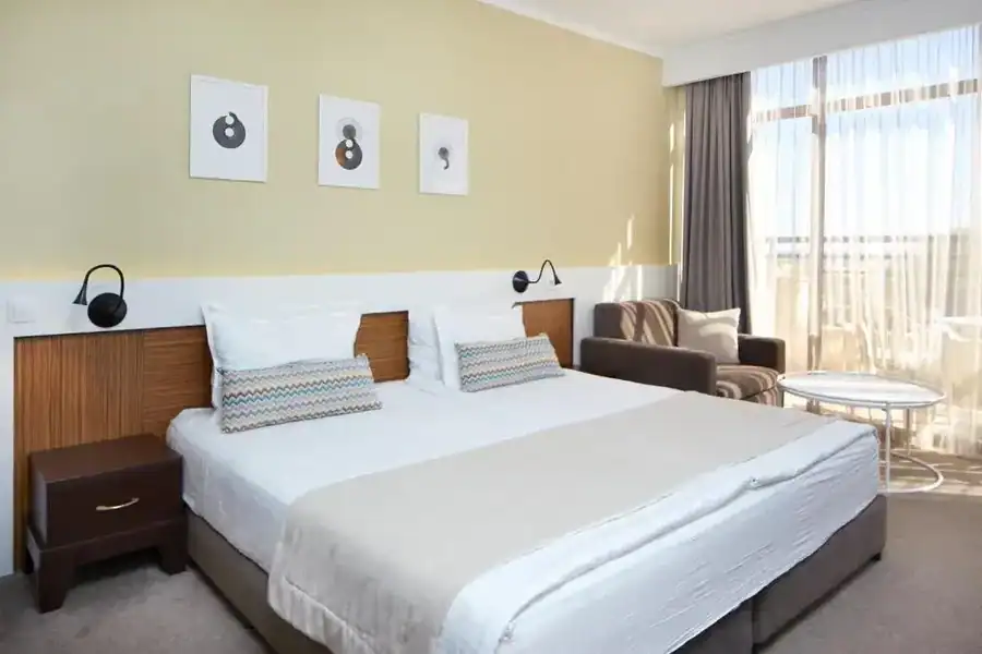 Hotel NOBEL Ultra All Inclusive - FREE Beach Access, снимка 2