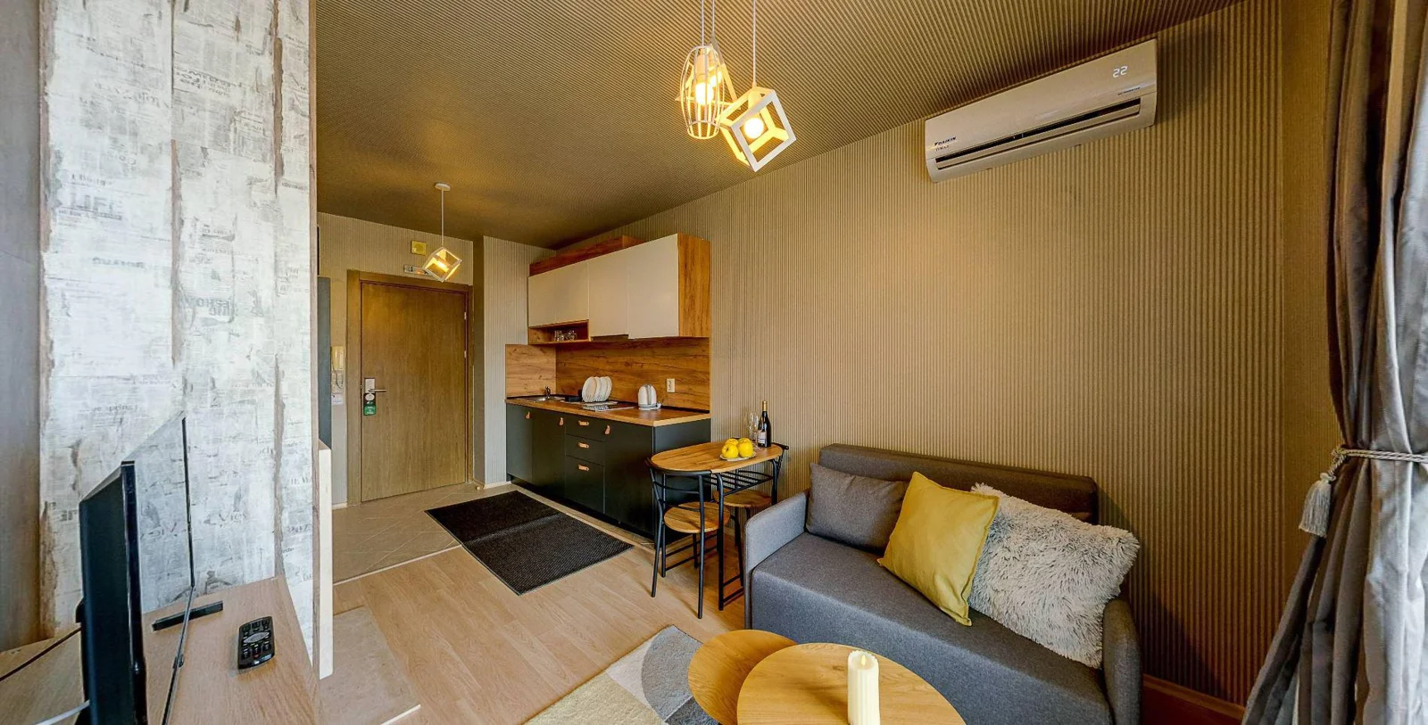 Апартамент Junior: кухненски бокс и дневна в BOUTIQUE Hotel ENTRY E